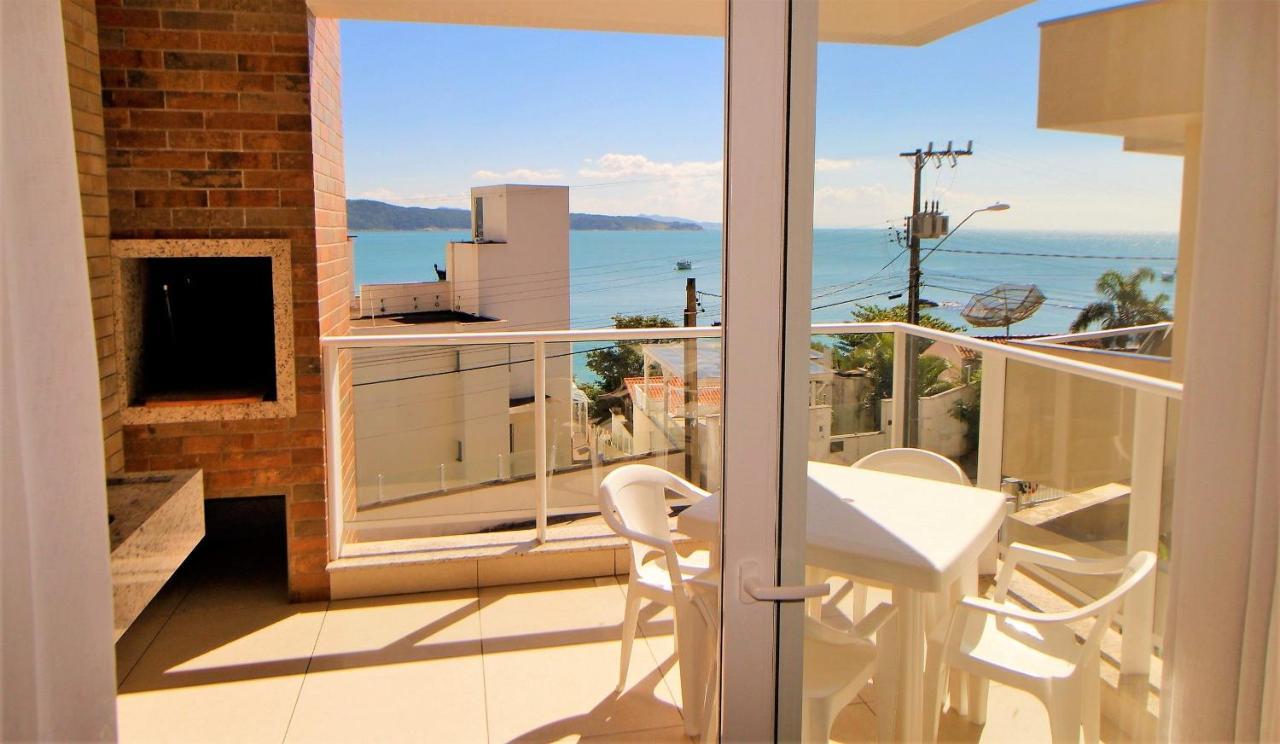 1079 - Apartamento Com Vista Para O Mar Em Bombinhas Exterior photo
