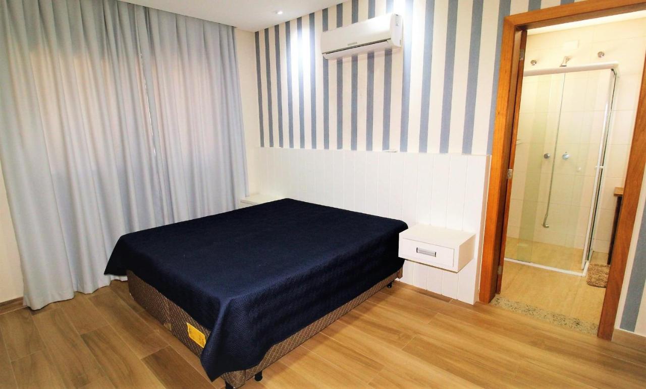 1079 - Apartamento Com Vista Para O Mar Em Bombinhas Exterior photo